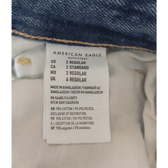 American Eagle Mom Jean Womens Size 2 High Rise Distressed Raw Hem Medium Wash - Picture 9 of 9